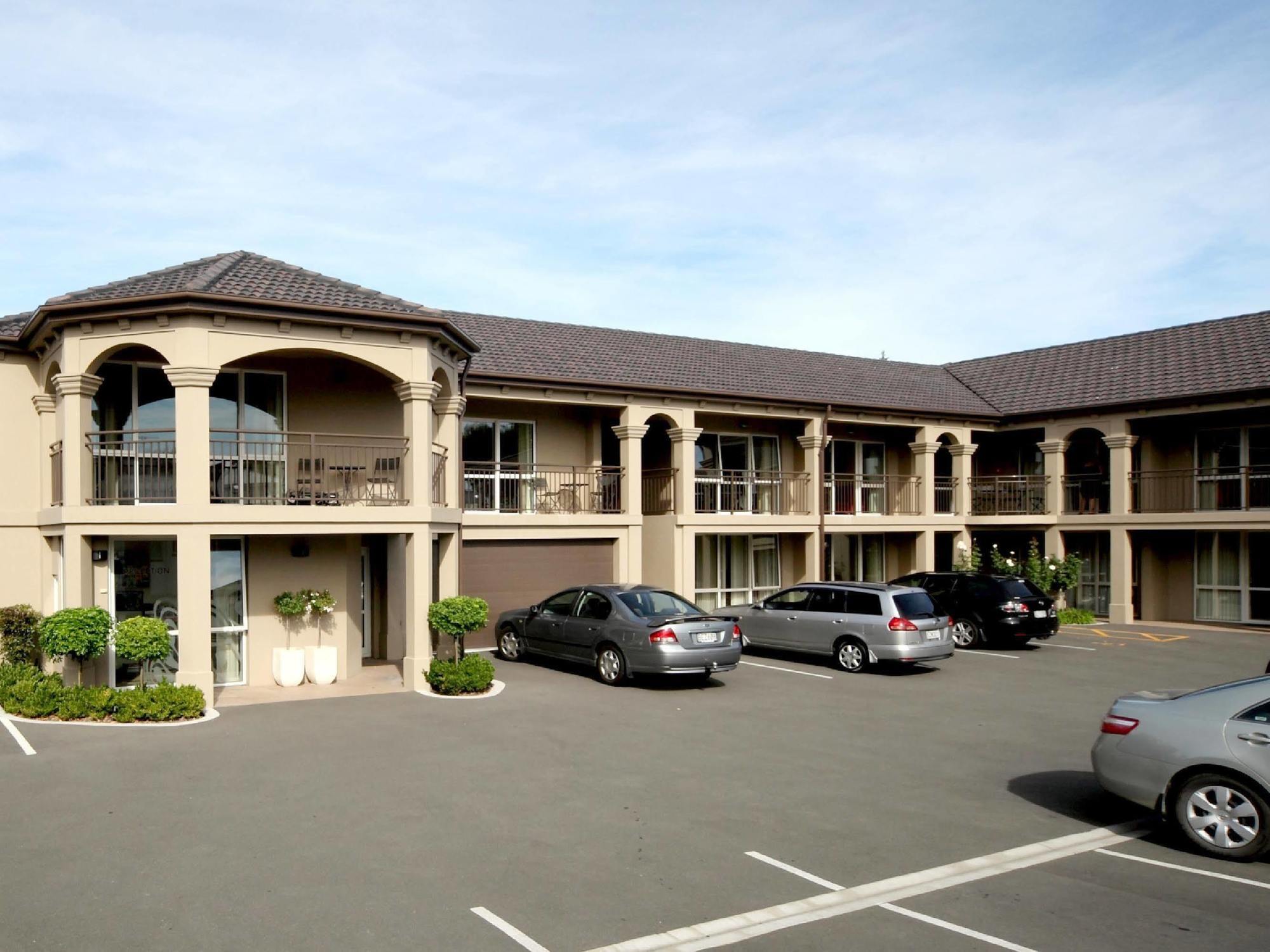 Salerno Motel Apartments Christchurch Exterior photo
